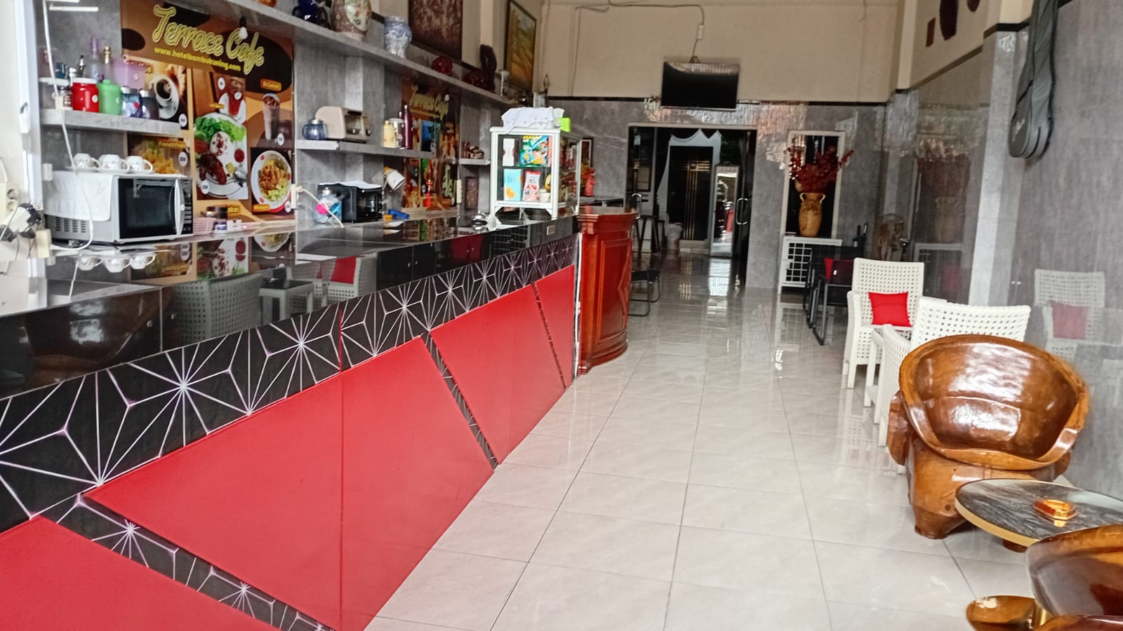Cafe and lounge at Hotel Bambu Kuning