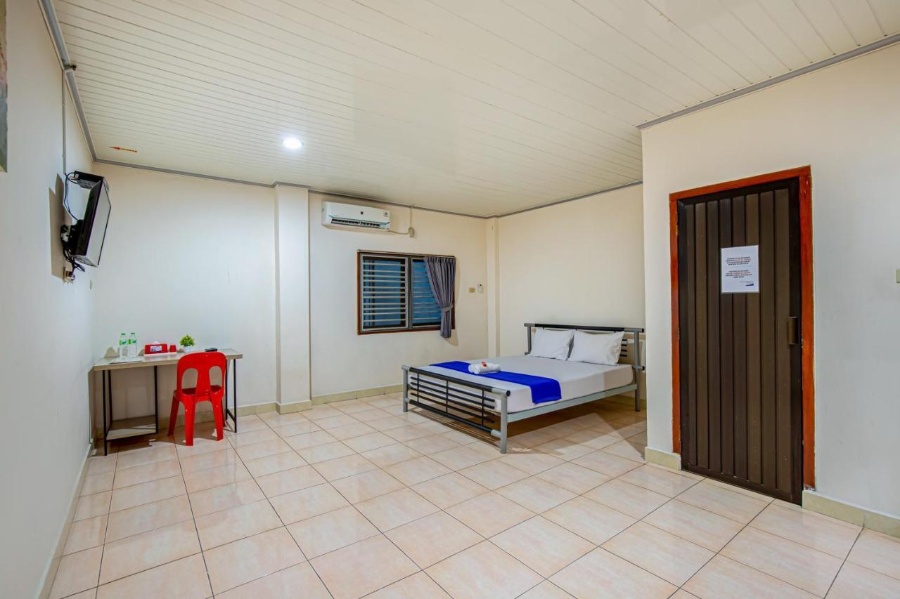 Standard room with double bed